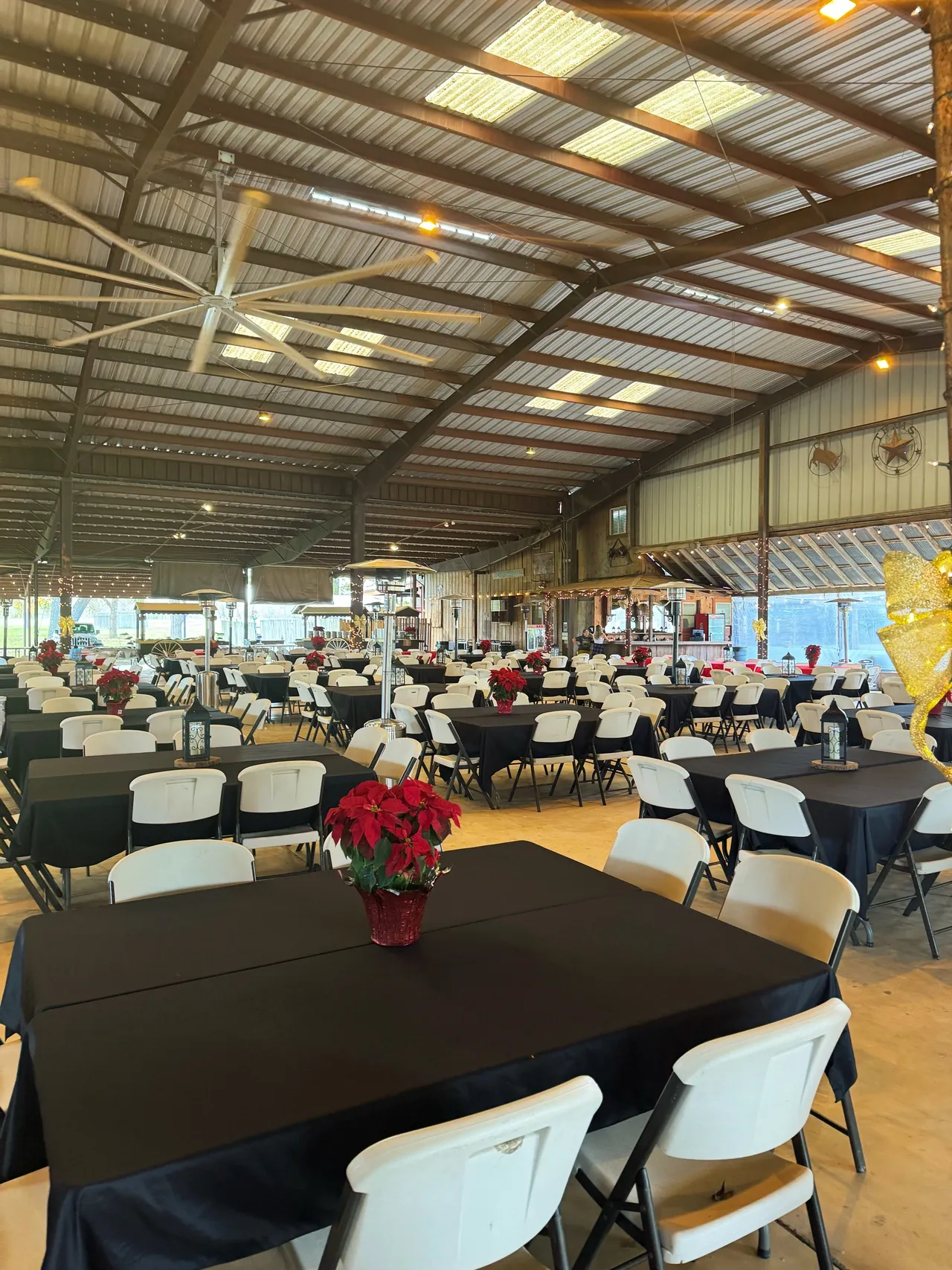 holiday-corral-tables-black.webp
